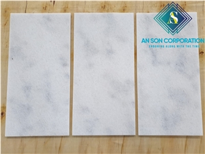 Hot Variation of White Marble - Cloudy White Marble
